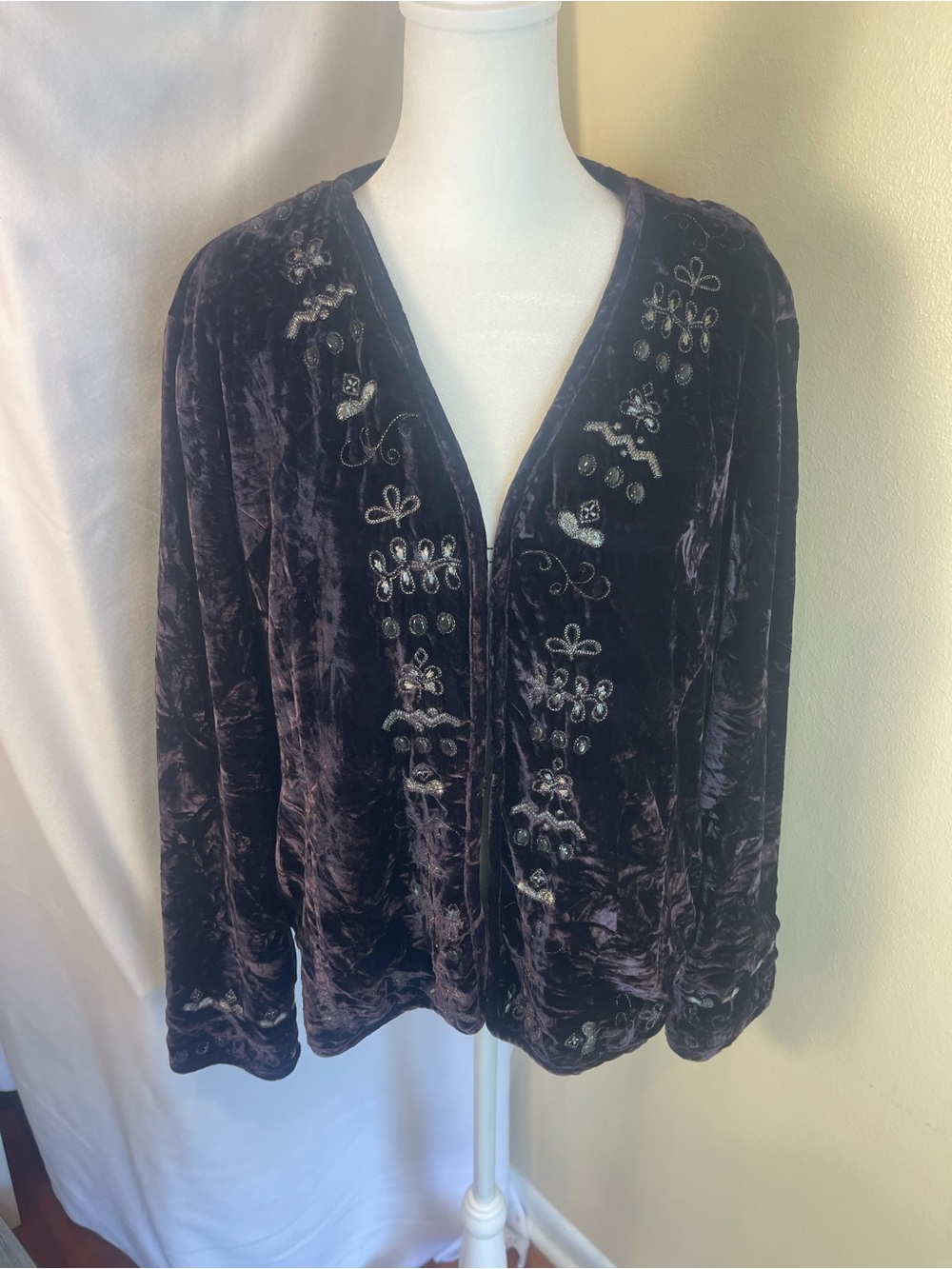 Chico’s Purple Crushed Velvet Embroidered Beaded Jacket Sz 3 XL Whimsigoth Boho
